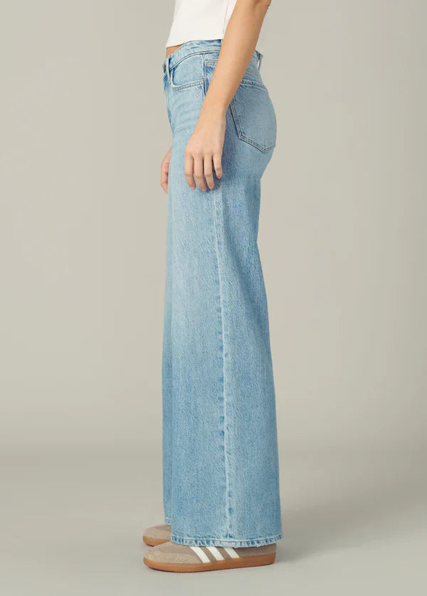 Joe's Jeans The Lou Lou in Elegant