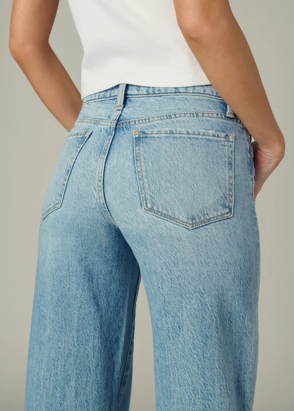 Joe's Jeans The Lou Lou in Elegant