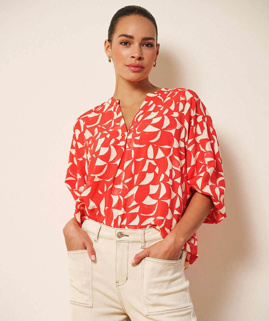 ESQUALO Raglan Scarlet Graphic